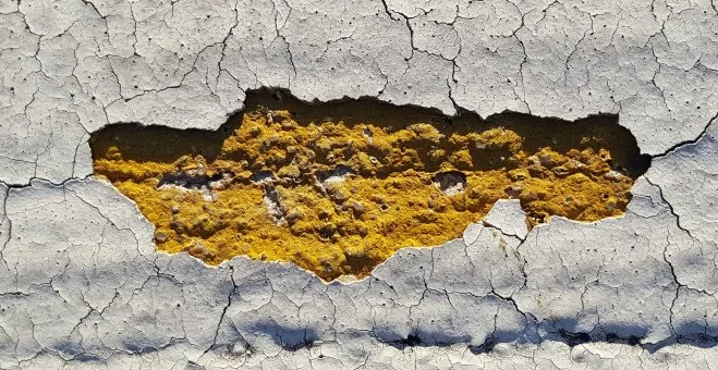   Terre-plein  © Brett Hondow 