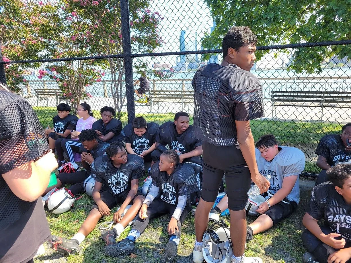 Thank you @nyc_lions_youth_football for having us today for a scrimmage
.
.

#raidernation #raiders #baysideraiders #raiders4life #raiders4ever #football #queens #kissenapark #kissenapark #youthfootball