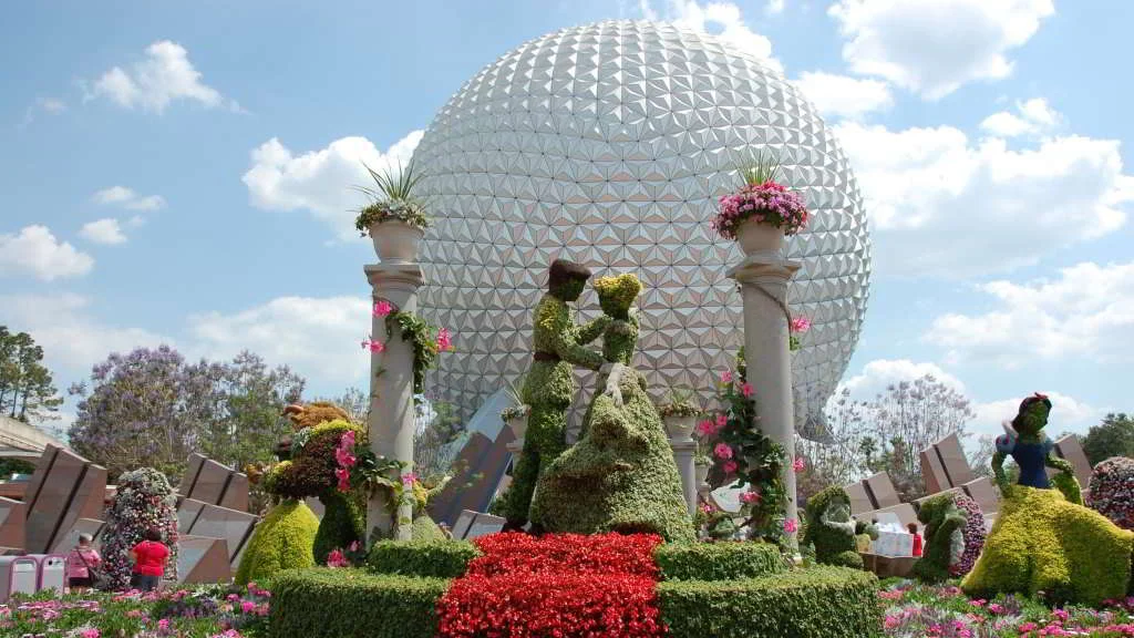 Cinderella-topiary.jpg