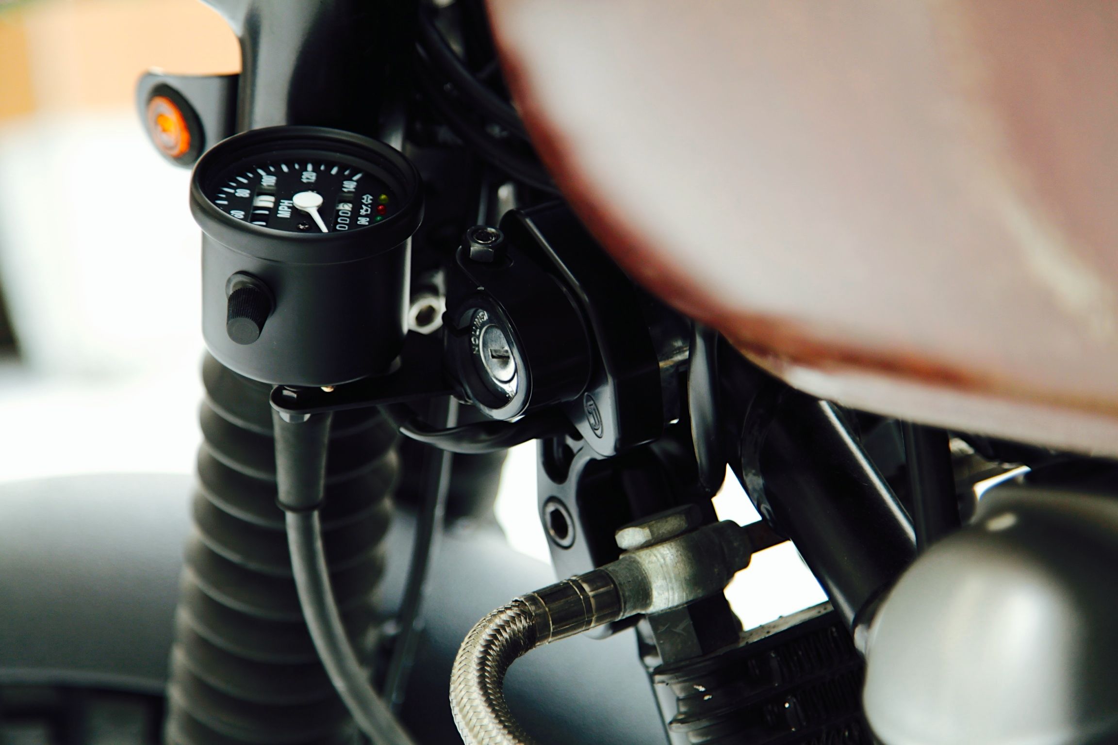 T2-VDBMOTO-CUSTOM-TRIUMPH-SCRAMBLER-06.jpg