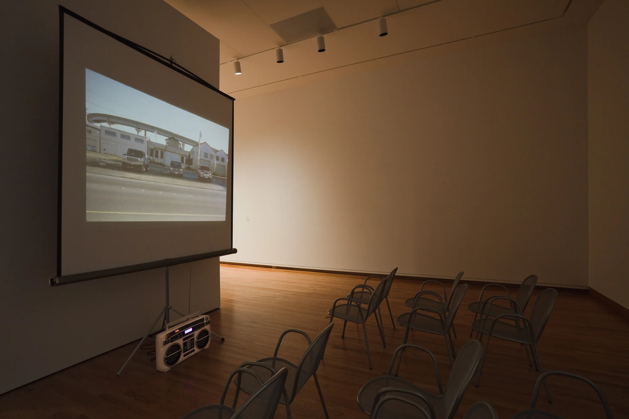  Kurt Installation Photography 