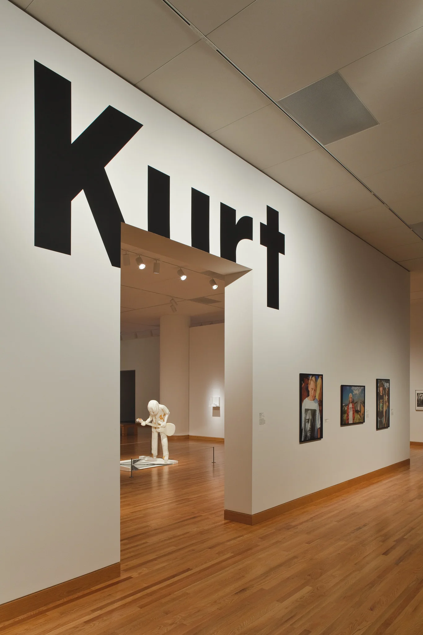  Kurt Installation Photography 