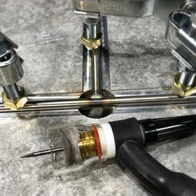 Welding up some 1/4” Stainless “T” assemblies. 1 down; 599 more to go 🤙.
#stainless #tigonlyshop #millerwelders