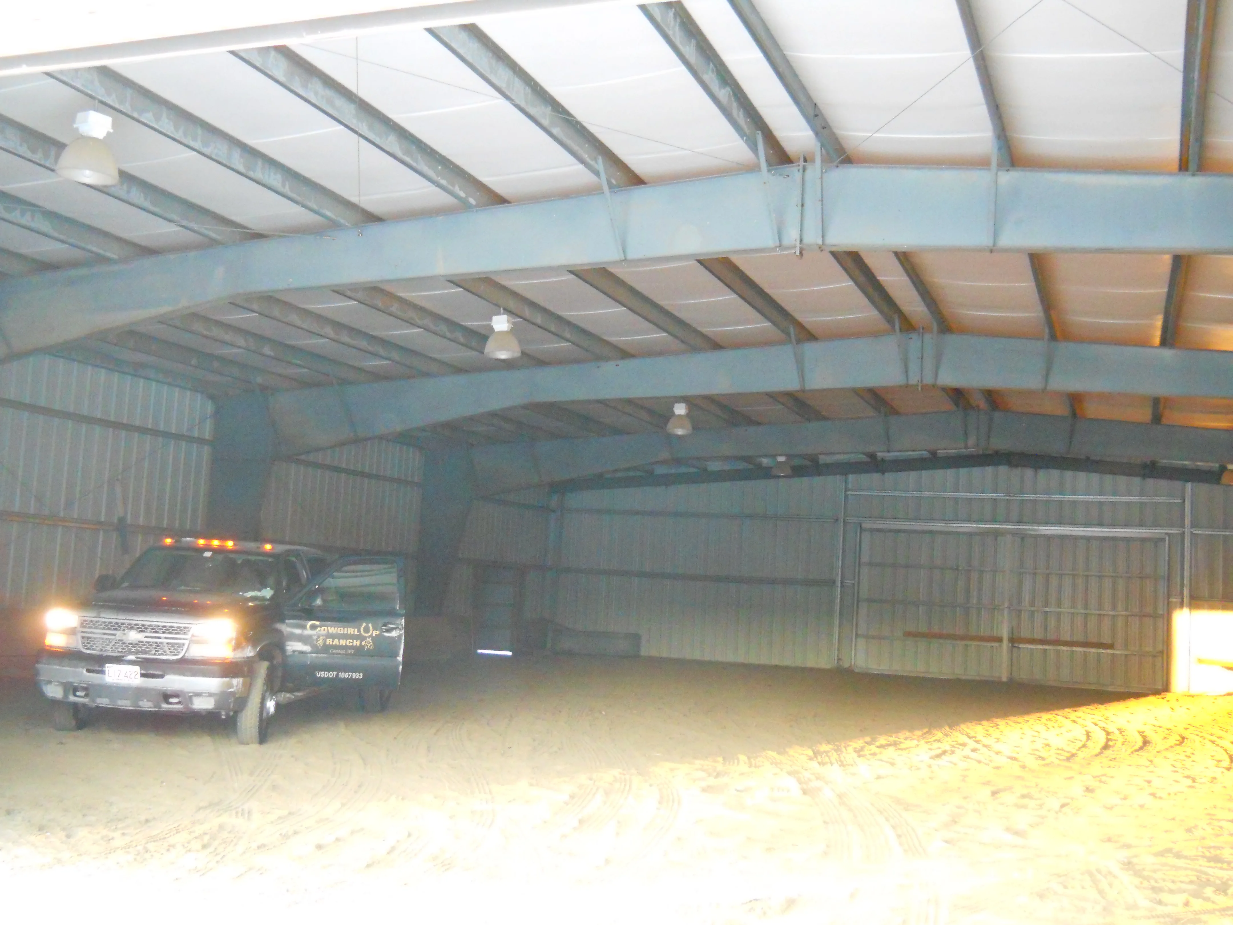 Ride in the indoor - NO Cattle Sorting