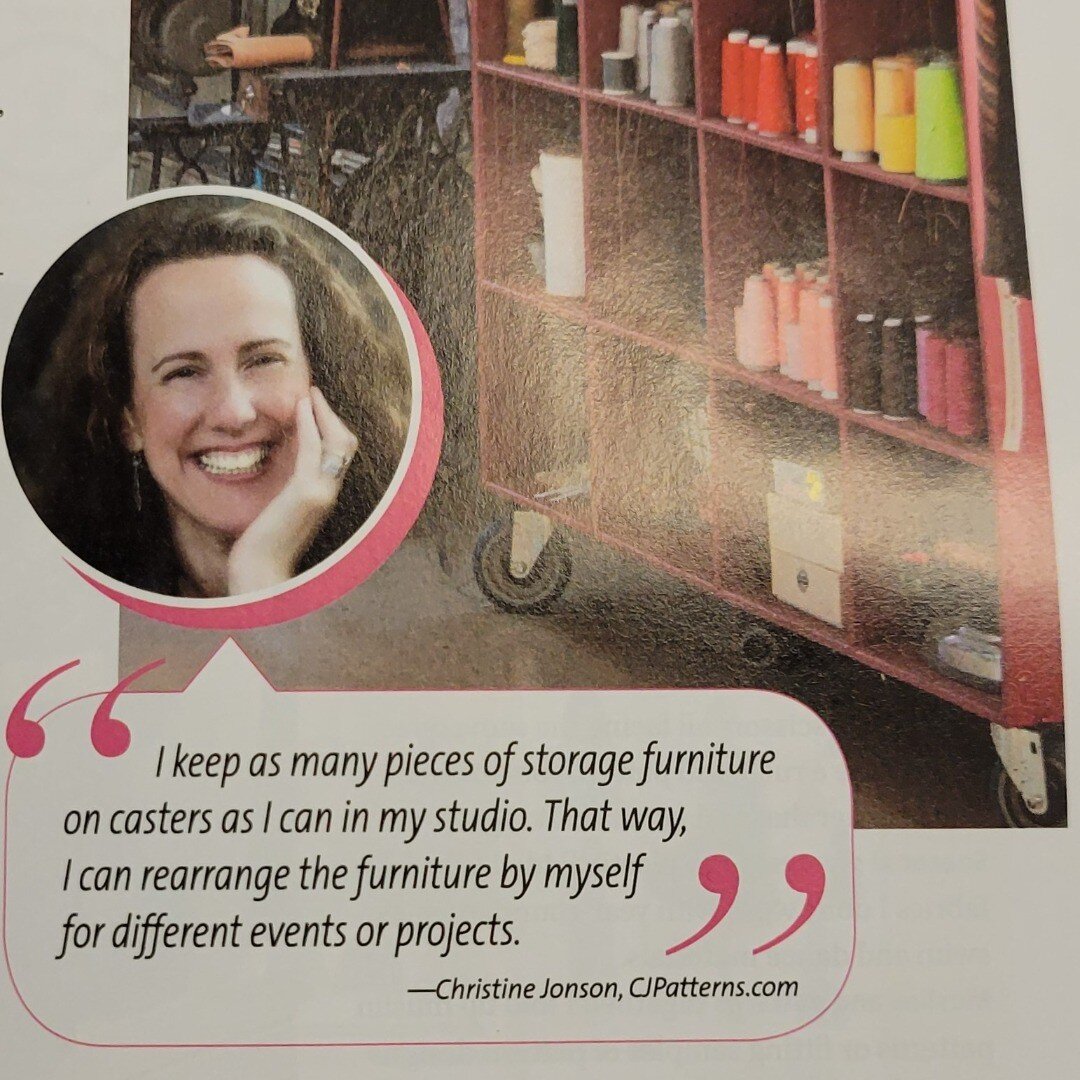 So... THREADS Magazine sent me a copy of their current issue out of the blue, and low and behold there is a rather young looking photo of me with a quote in an article called Simply Store It! I think that was very nice of them ;)
#sewingpatterns #sew