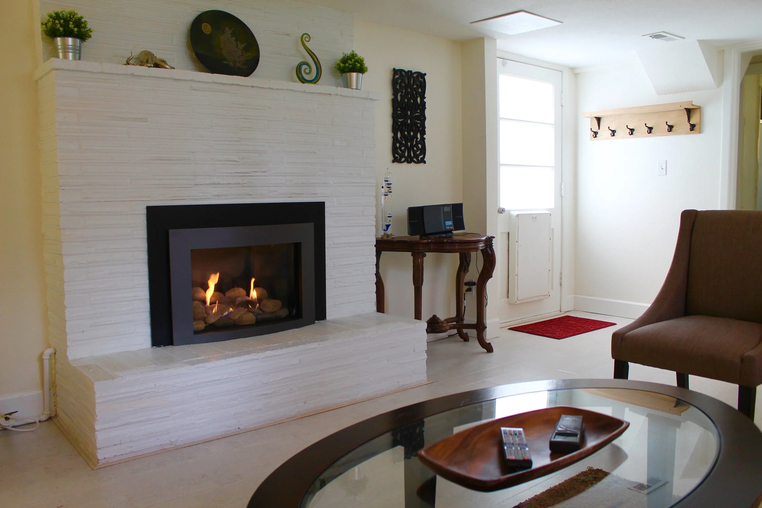 Sweet Stepdown Apartment