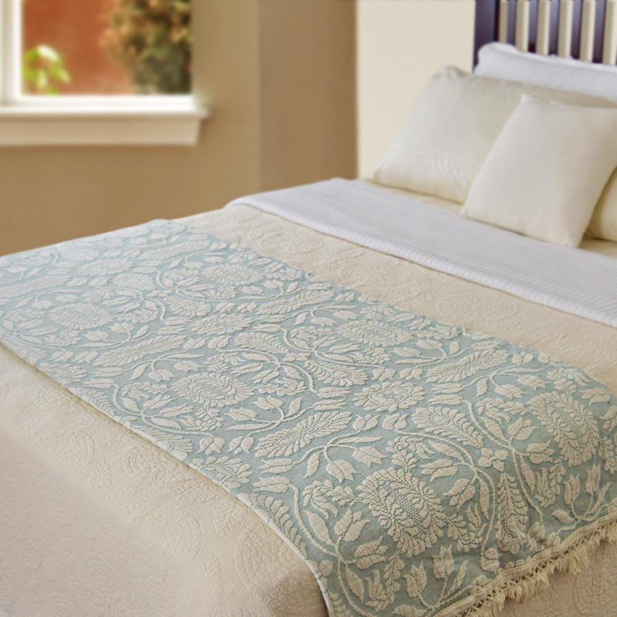 Colonial Rose Throw (Click Image to Enlarge)
