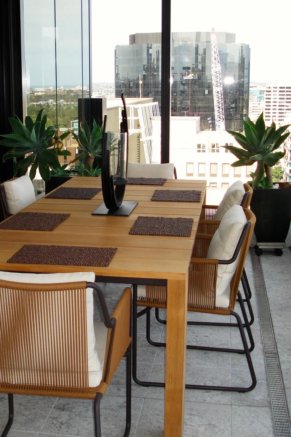 Wintergarden-dining-area.jpg