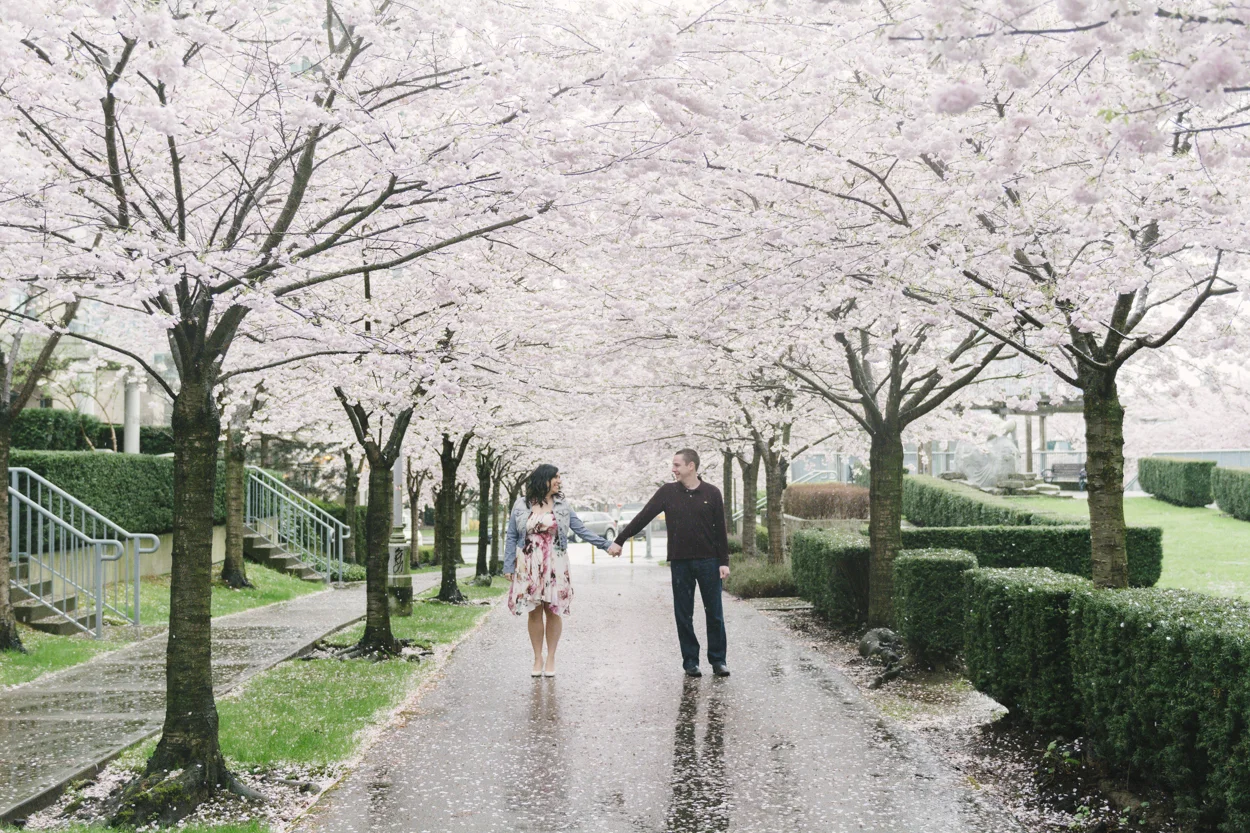 cherry-blossom-engagement-03.jpg