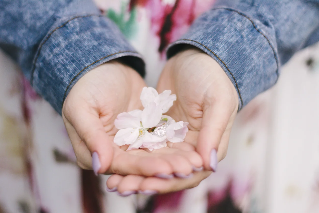 cherry-blossom-engagement-13.jpg