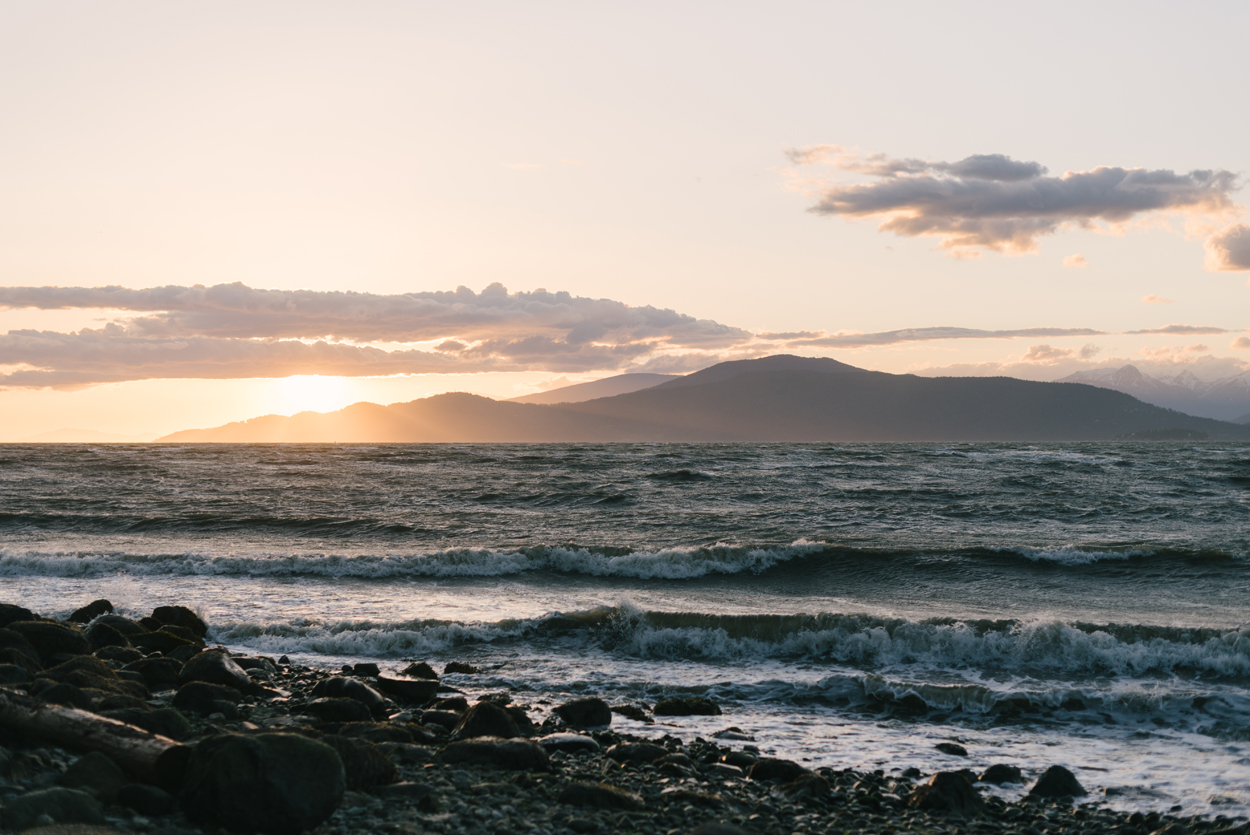 acadia-beach-engagement-28.jpg