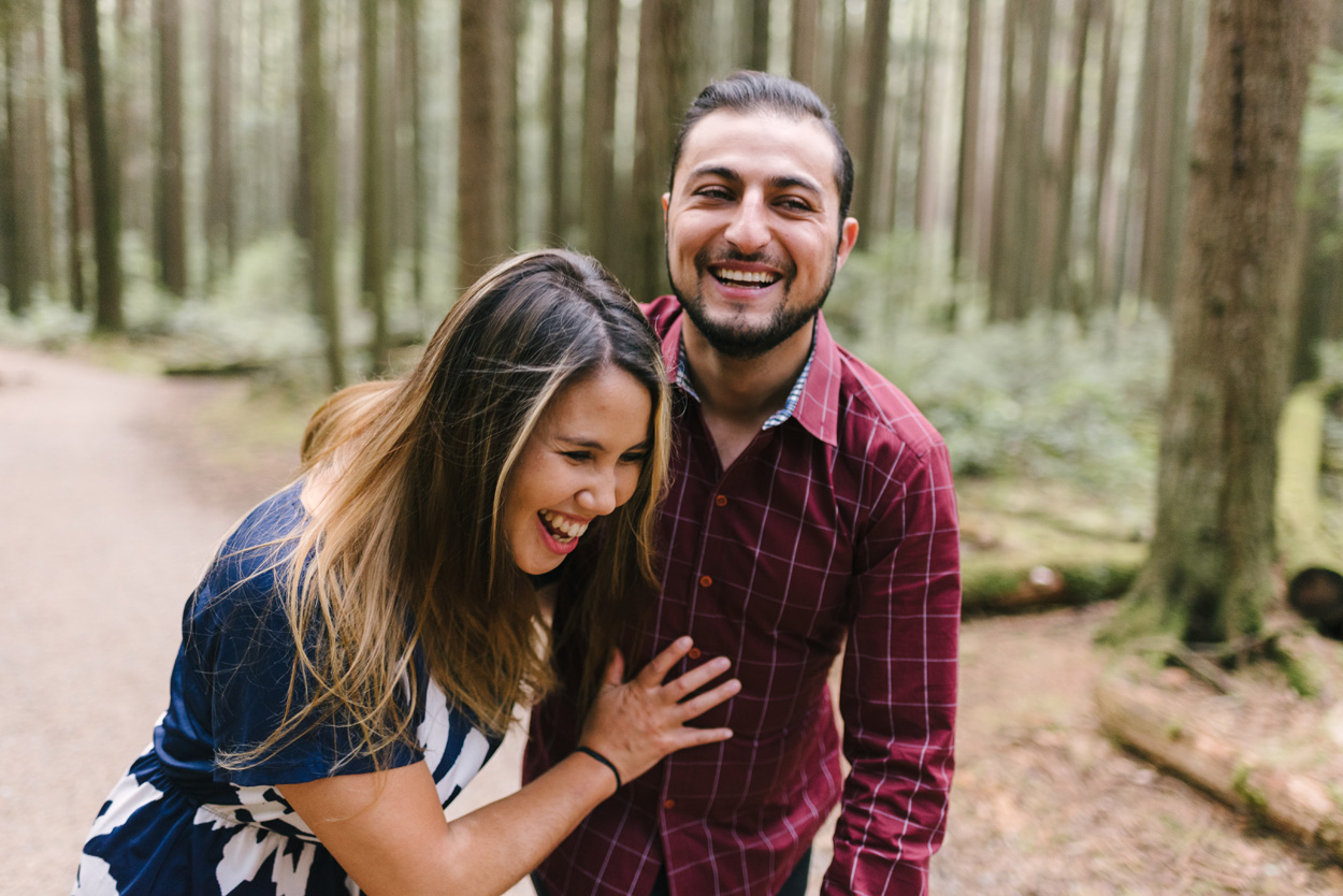 pacific-spirit-park-engagement-photos-07.jpg