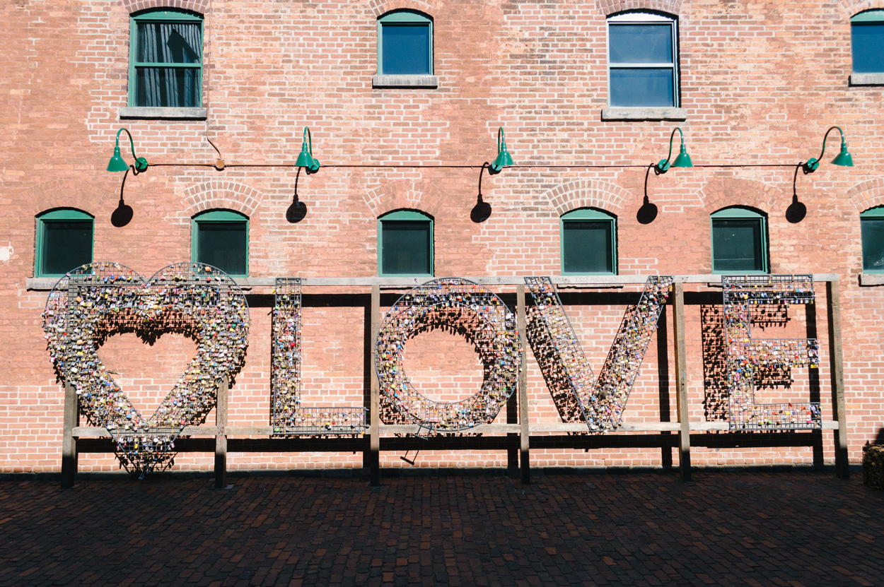 distillery-district-toronto-04.jpg