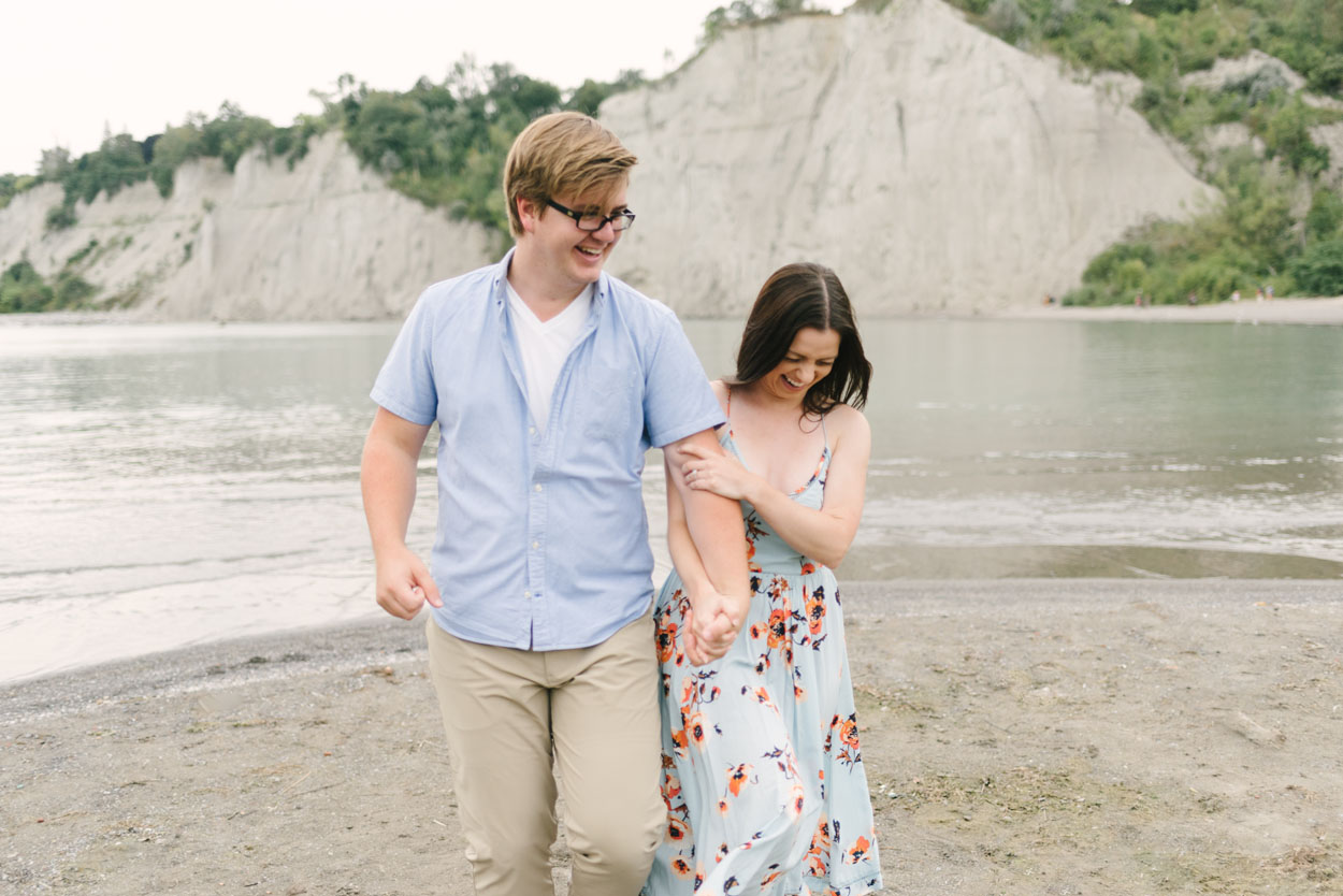 scarborough-bluffs-engagement-session-toronto-08.jpg