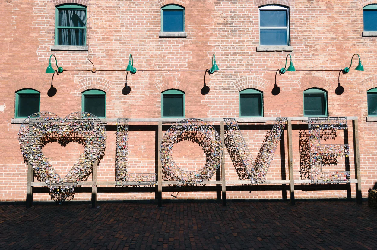 distillery-district-toronto.jpg