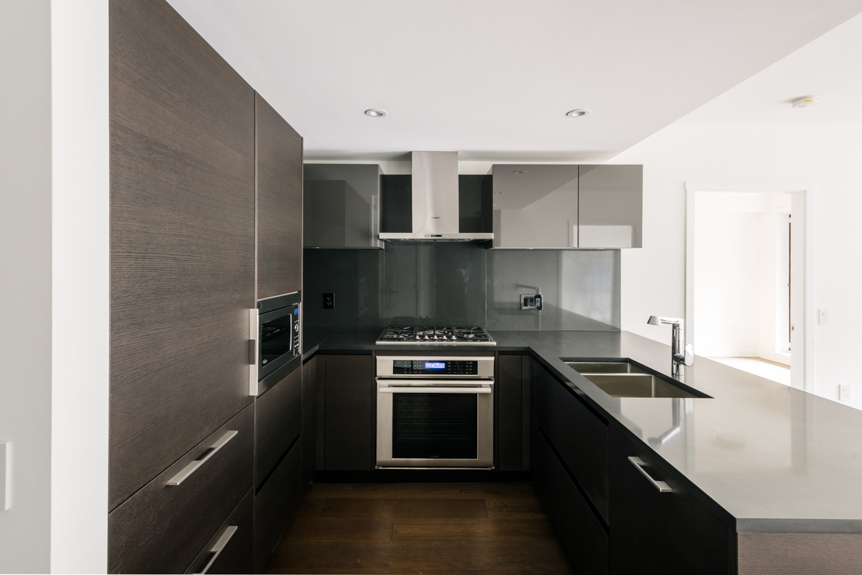 1571-West-57th-Avenue-03.jpg