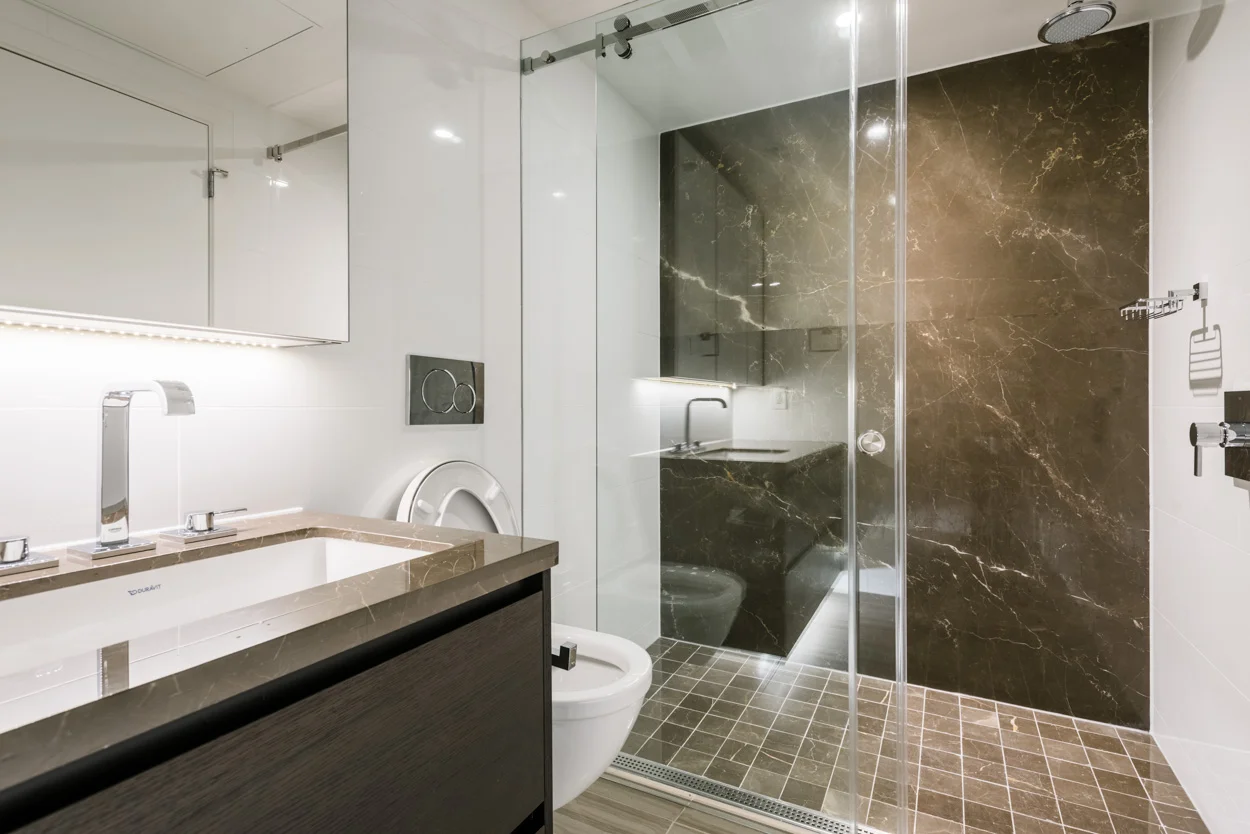 1571-West-57th-Avenue-10.jpg