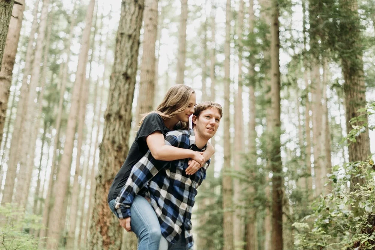 pacific-spirit-park-engagement.jpg