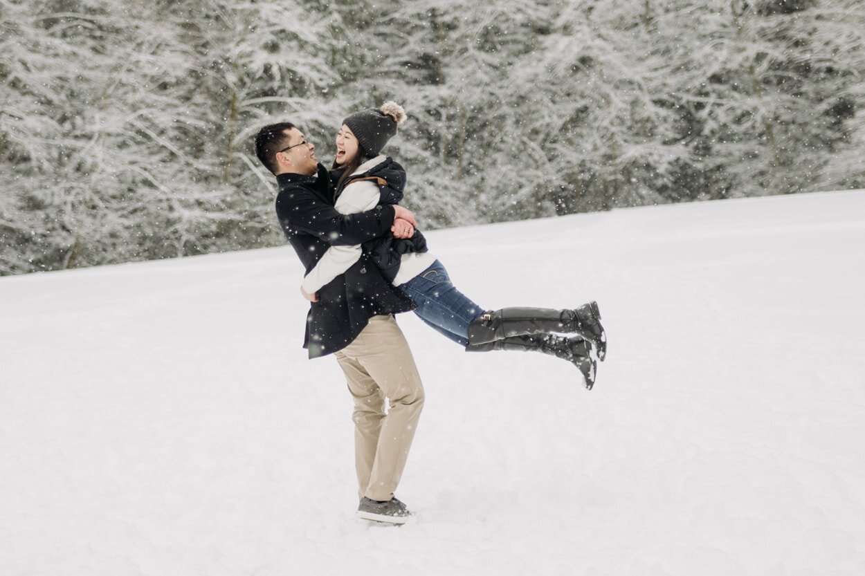 pacific-spirit-park-snow-engagement-26.jpg