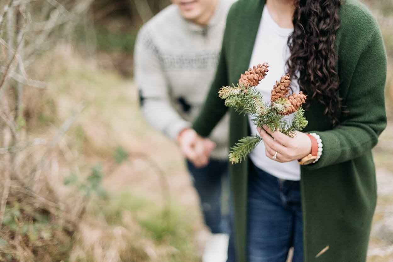 whytecliff-park-winter-engagement-09.jpg