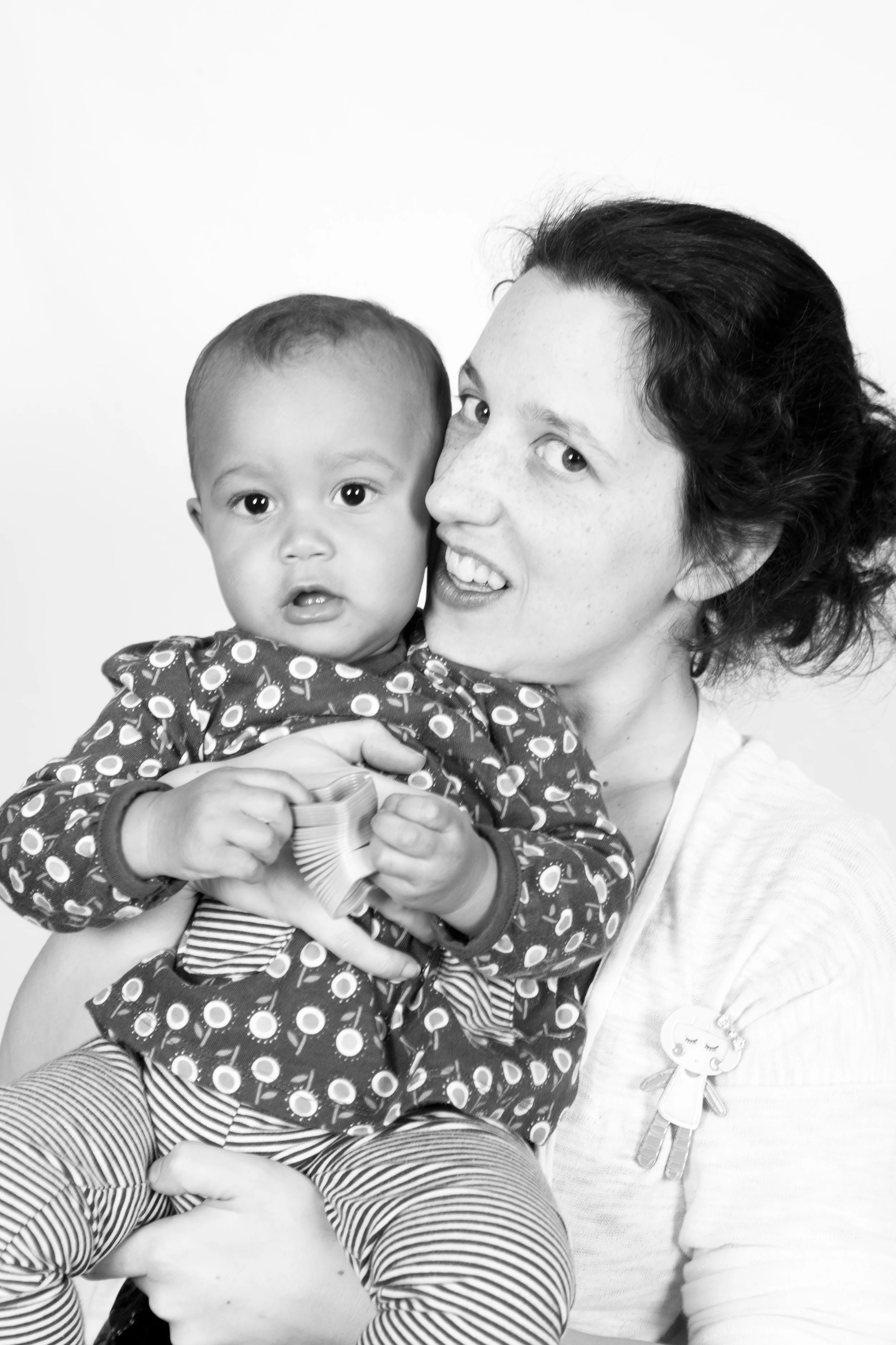 AB5X3992BW.jpg