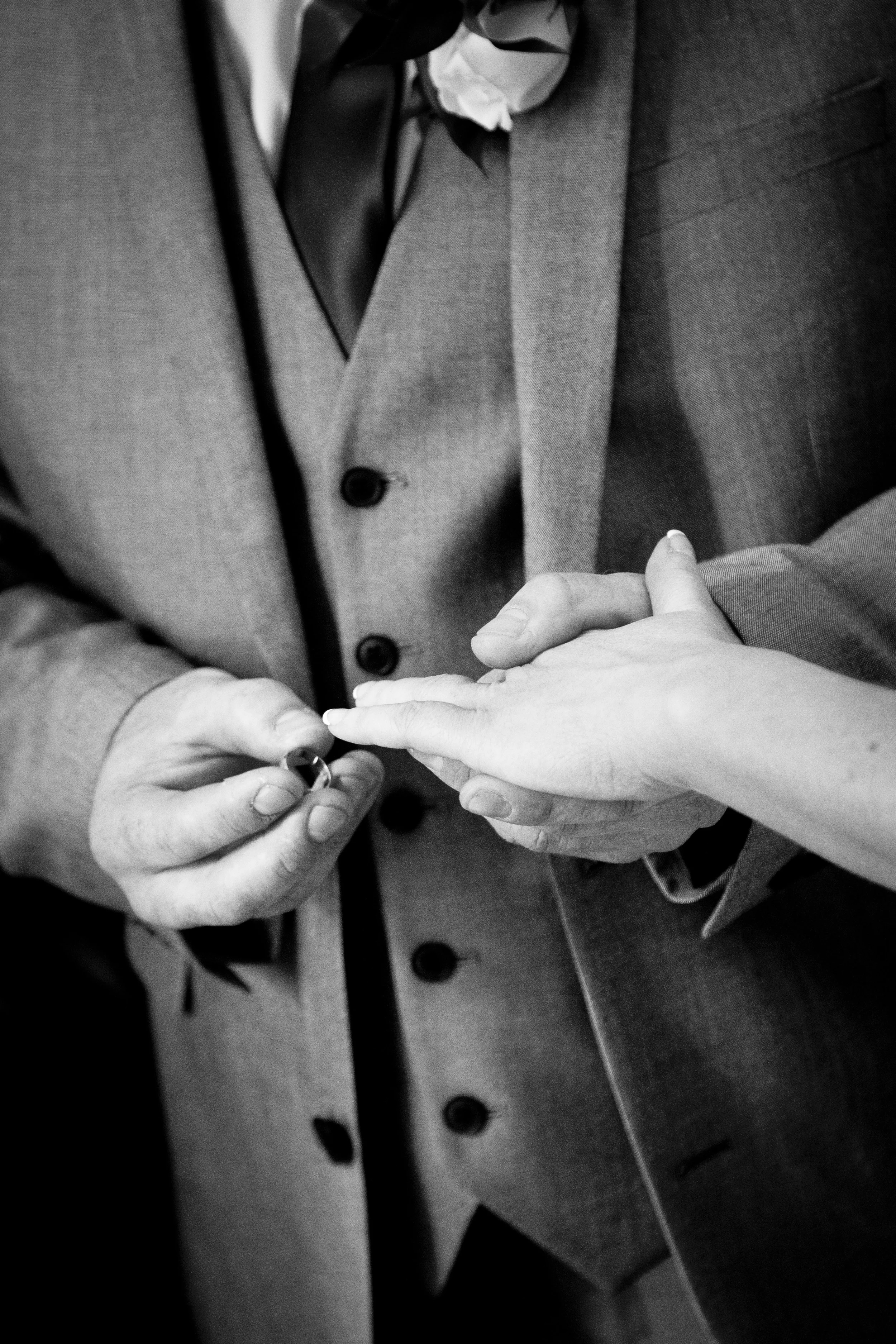 AB5X6801BW.jpg