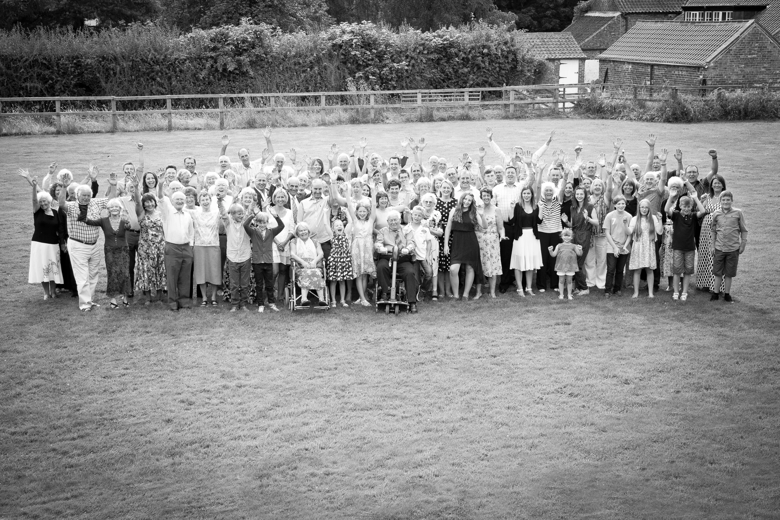 253BW.jpg