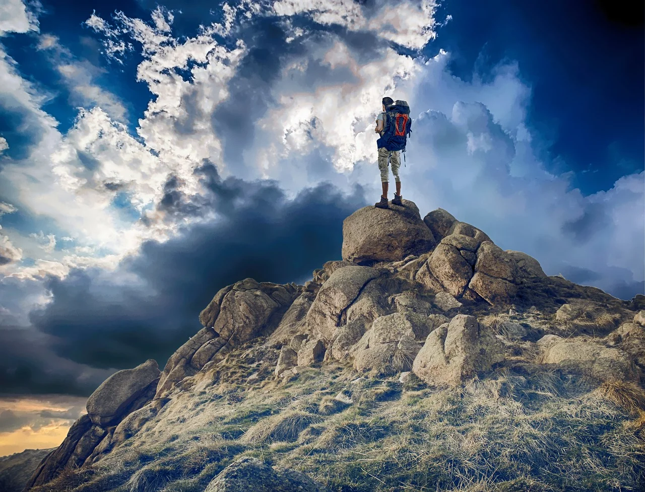 mountaineer 2481635 1280