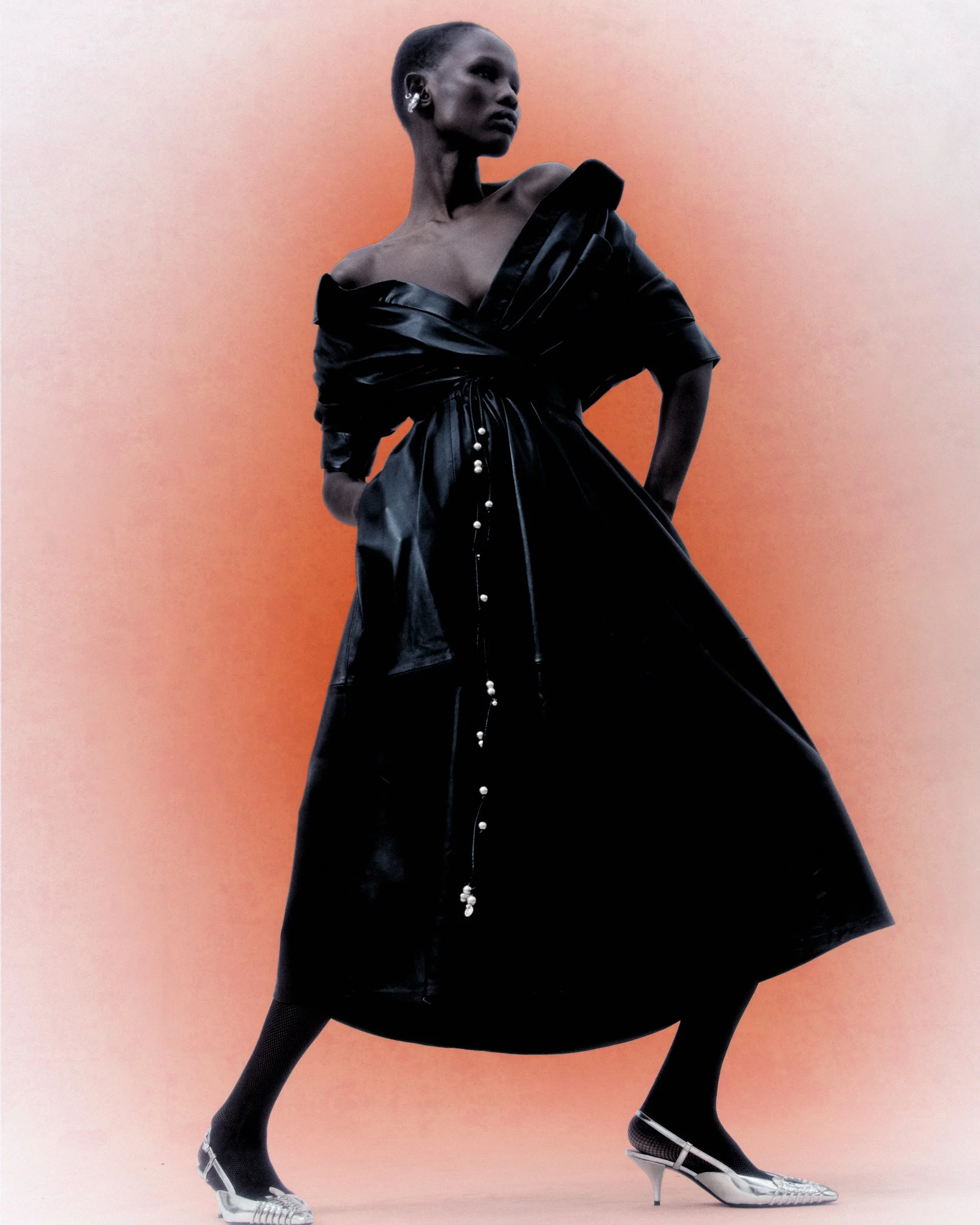 ALTUZARRA_S23_SPRING1_STORY07_01.jpg