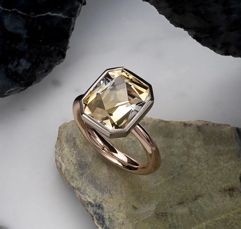 Māyā Ring Bi-colour citrine (6 carats) from Bolivia set in 18k white and rose gold Inspired by poet/activist Maya Angelou and Māyā of Sakya (mother of Buddha).