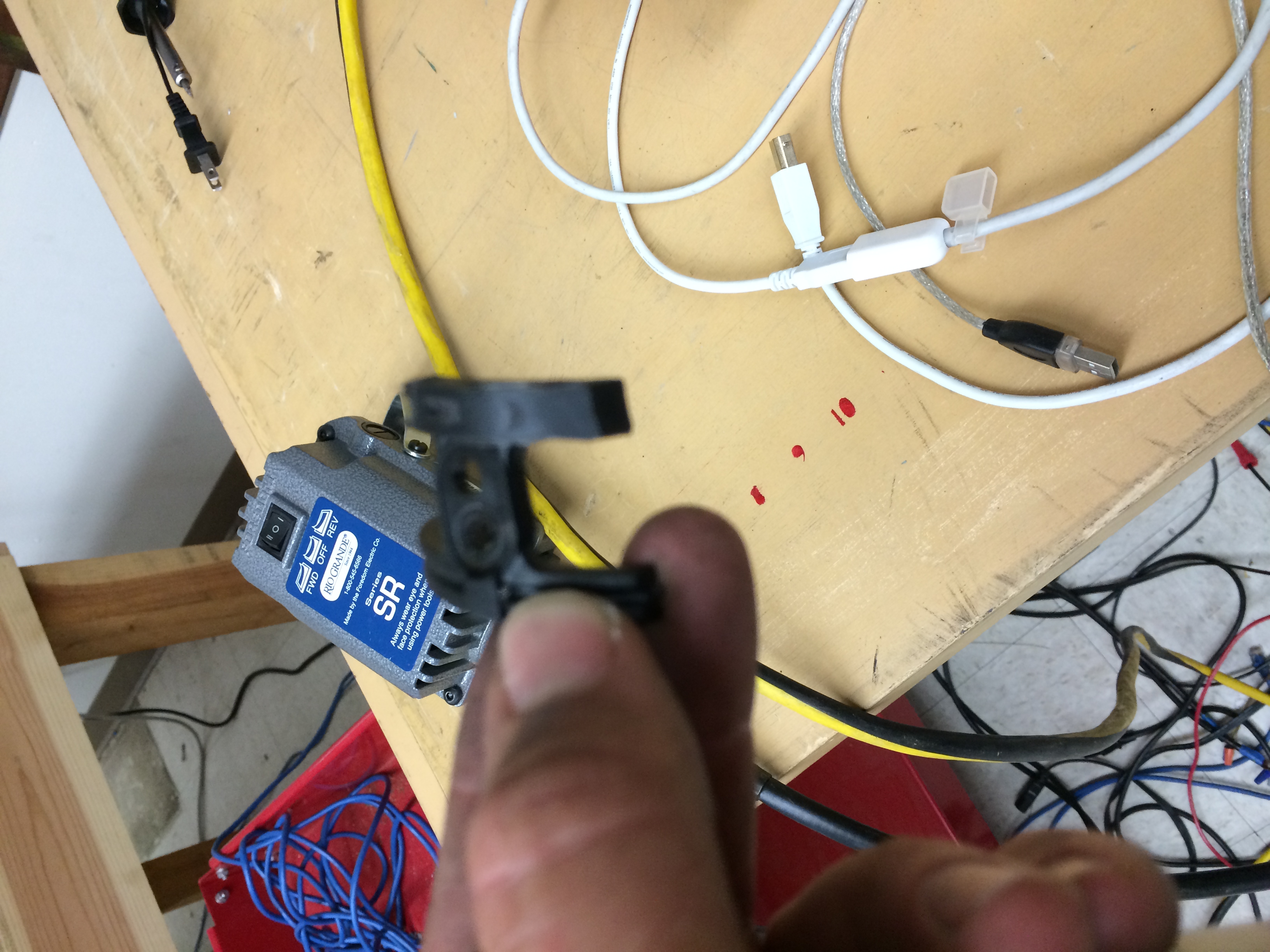 Regrooving Cable Guide