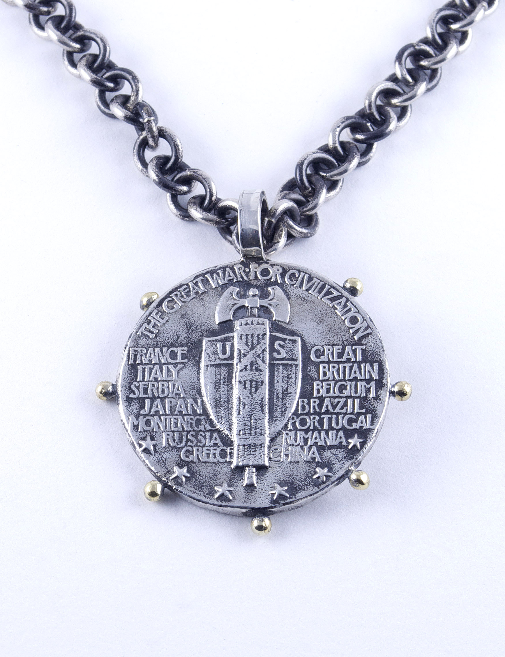 GoldenVictoryNecklace_BackDetail.jpg