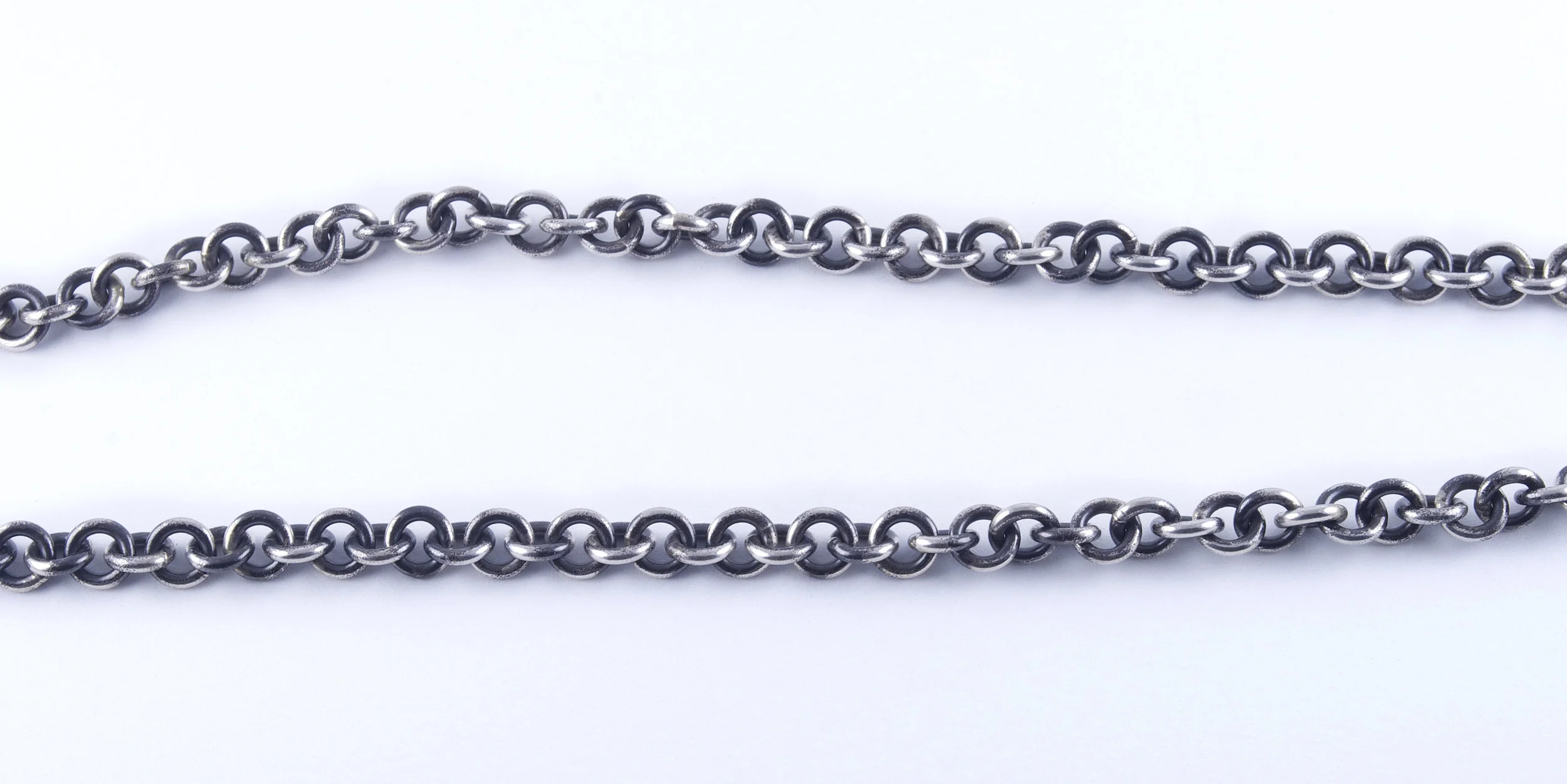 GoldenVictoryNecklace_Chain.jpg