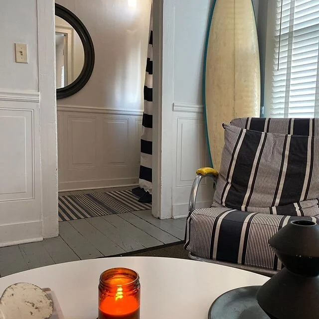 That evening sun feels dreamy!  #lifeofbrianny #spring #stayhome #livingroomoffice