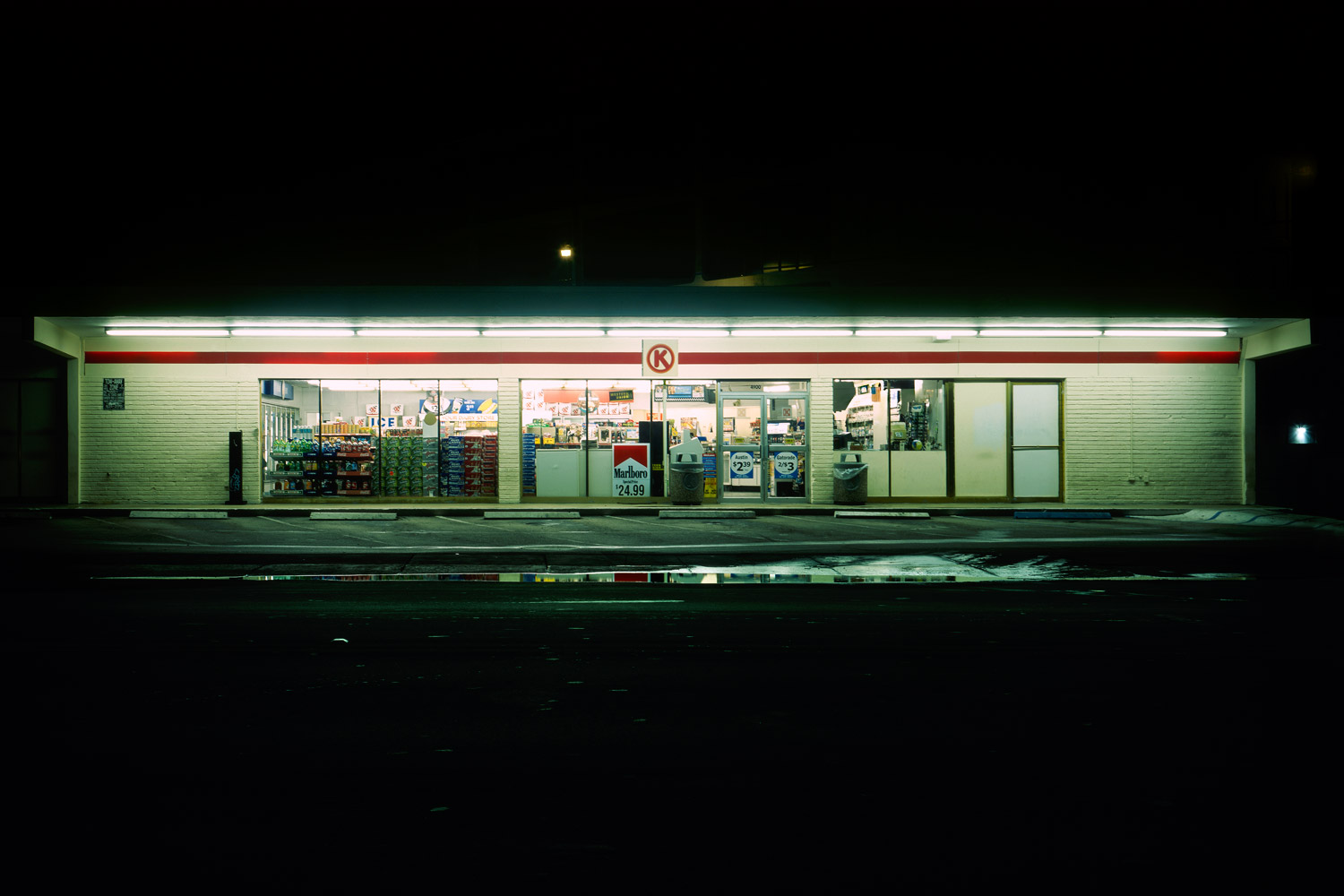 Магазин найта. Convenience Store. Convenience Store игра. Night Store. Store at Night.