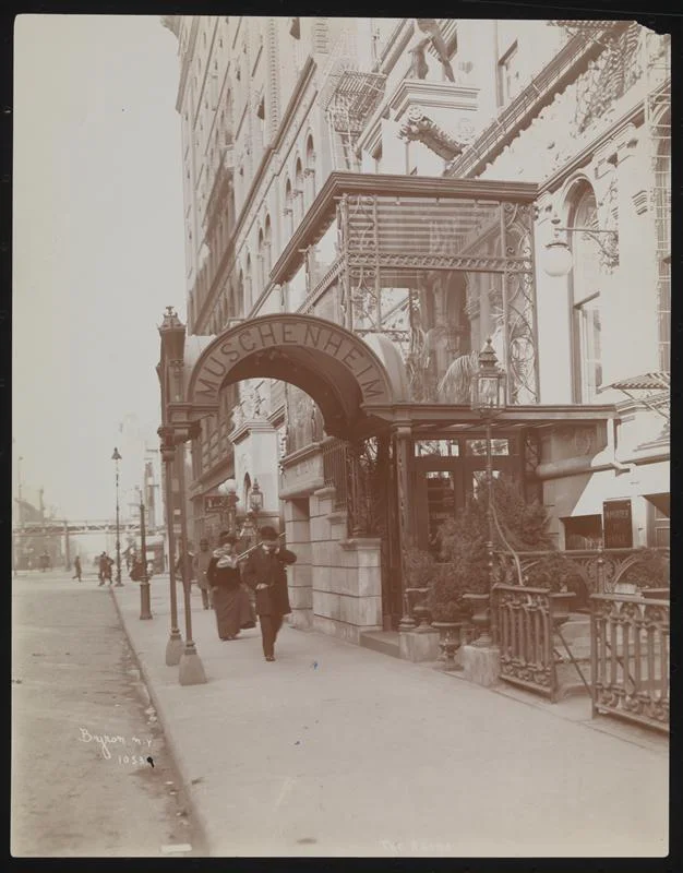 Muschenheim's Arena, 31st East of Broadway. ca. 1900. Byron Company. Museum of the City of New York 93.1.1.10683