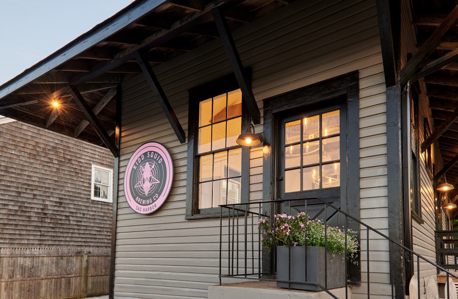  Exterior, Kidd Squid Brewing Co., Sag Harbor, NY 