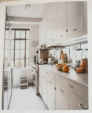 Kitchen in Thomas O'Brien's Upper East Side Apartment, from American Modern by Thomas O'Brien