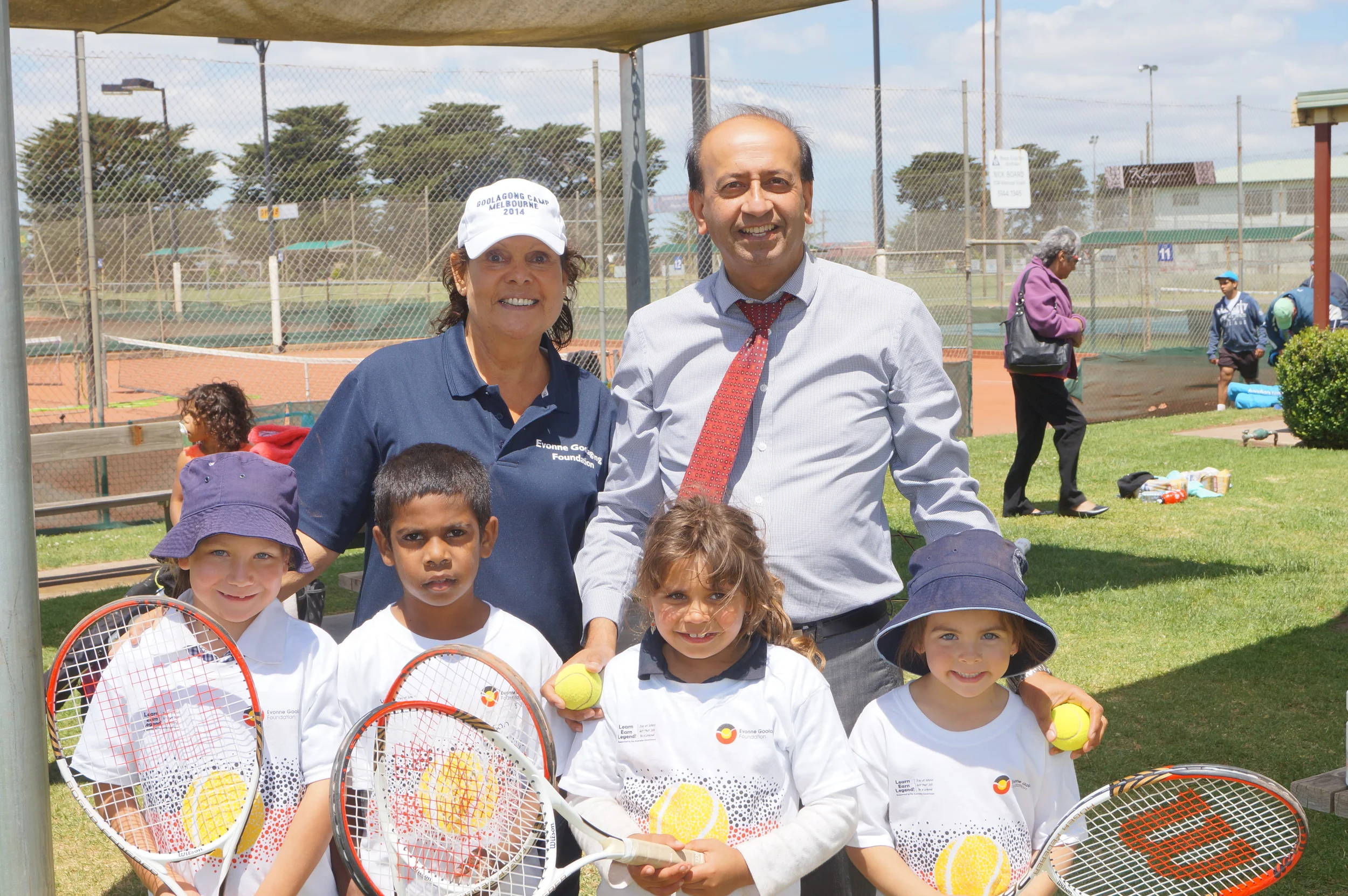 Evonne with Dr Ali Khan and some of the happy participants.