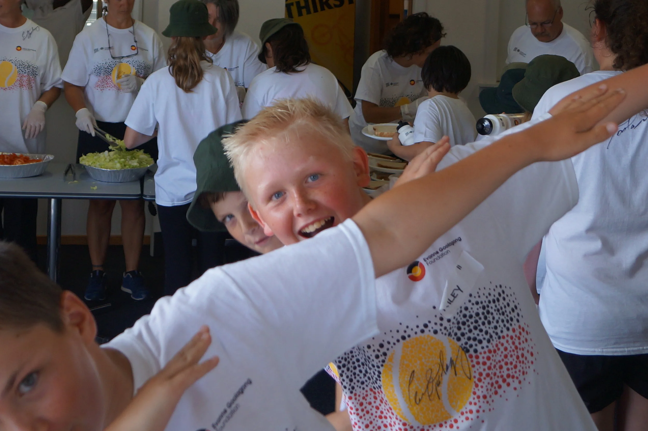 Showing the way to a healthy lunch served by Peter and staff from 34 Aboriginal Health Services 