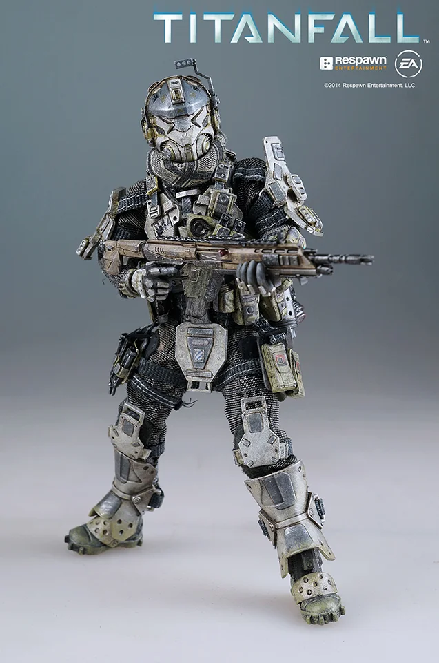 titan_pilot009.jpg