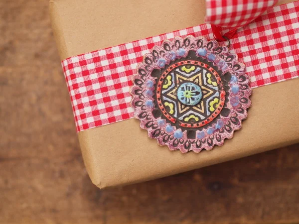 Bloom Ornament Purple as Package Tie On PB146413.jpg