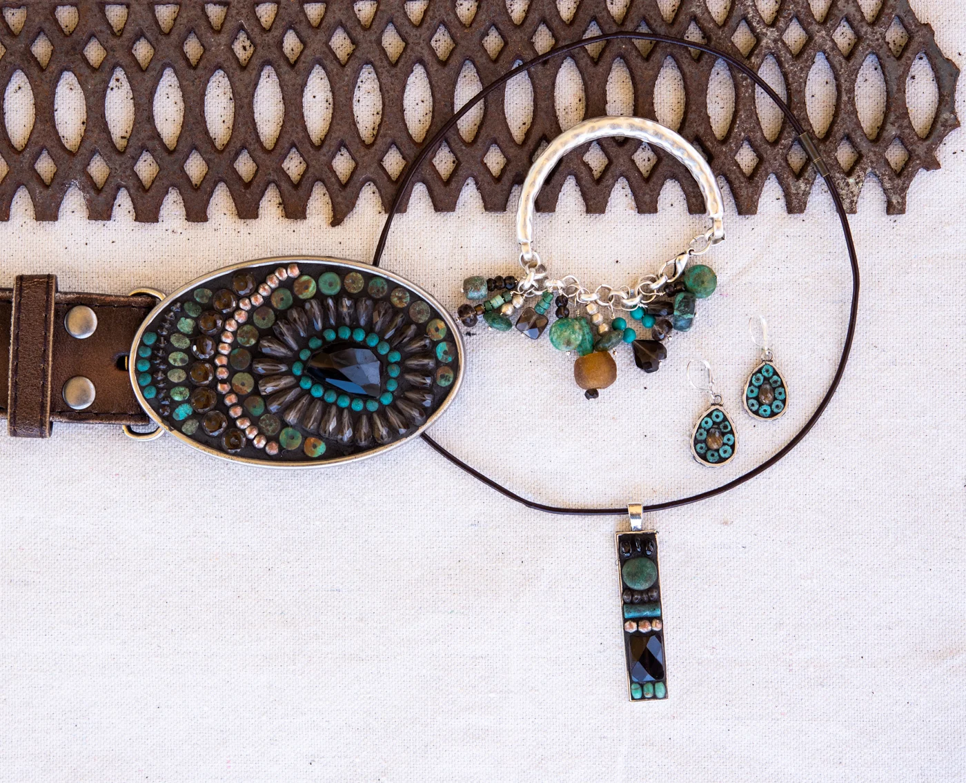 20190409-DSC_1894 Turquoise Groupings_.jpg