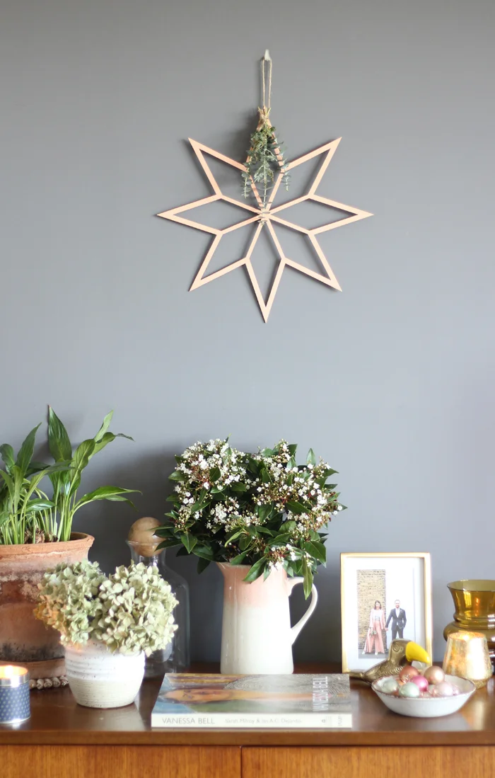Simple Christmas Crafts - Scandi Papercut Star