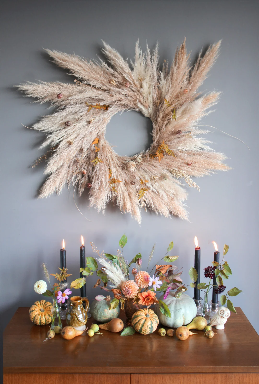Relaxed and Natural Halloween Display Ideas with Bloom &amp; Burn