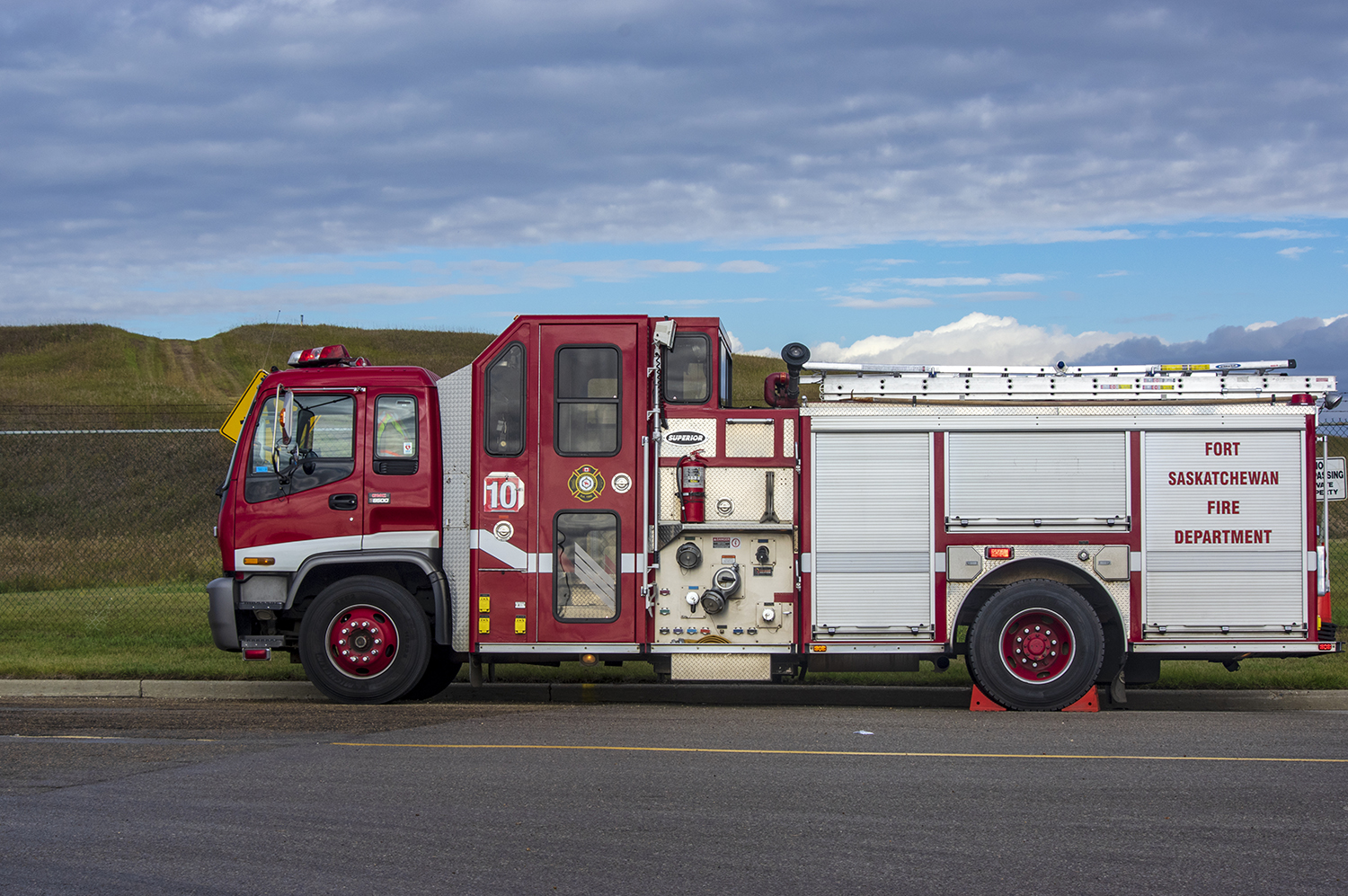ADj Fort Sak Firetruck - Medium _IMG1768.jpg