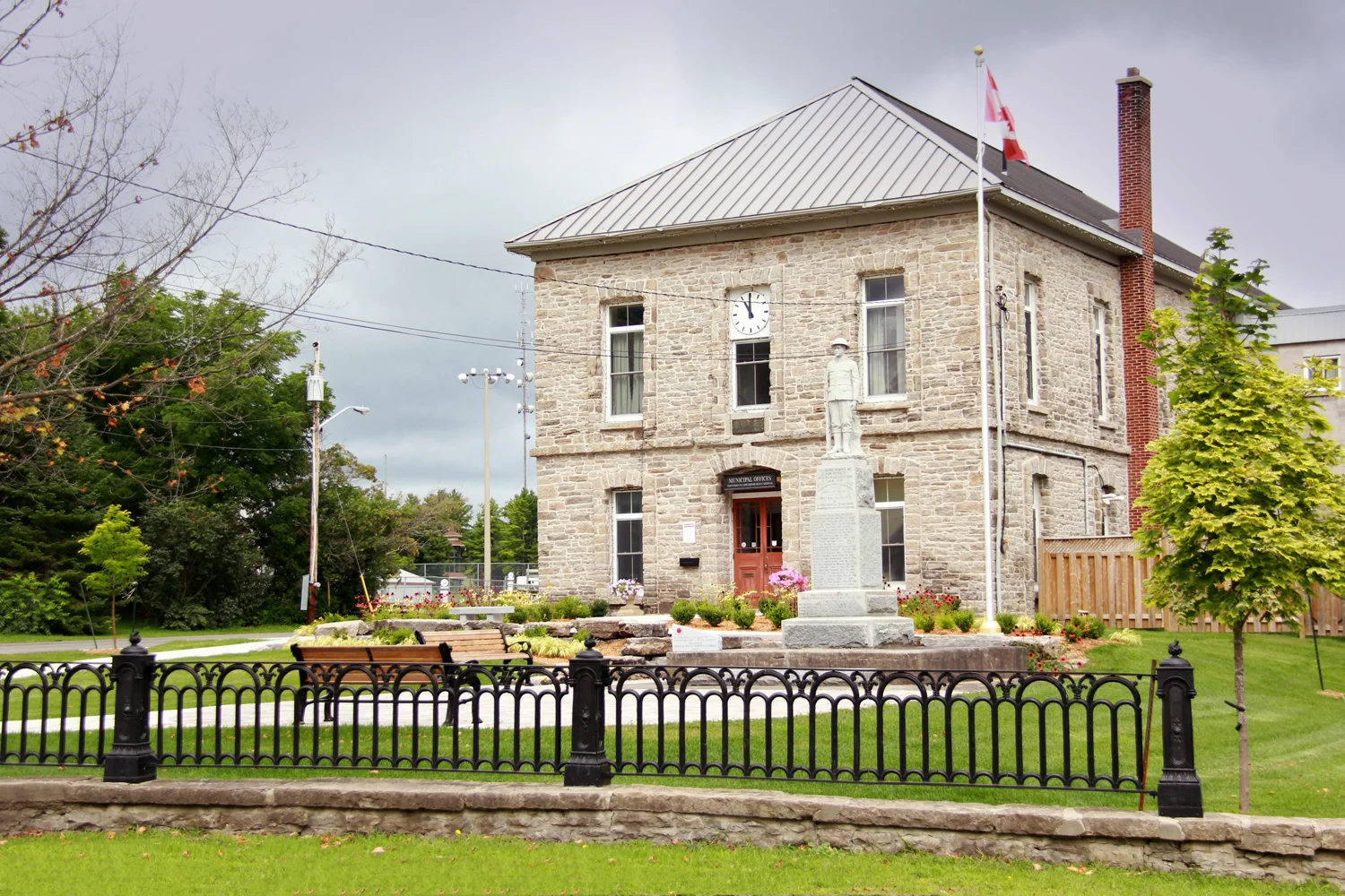 twpec front r.jpg