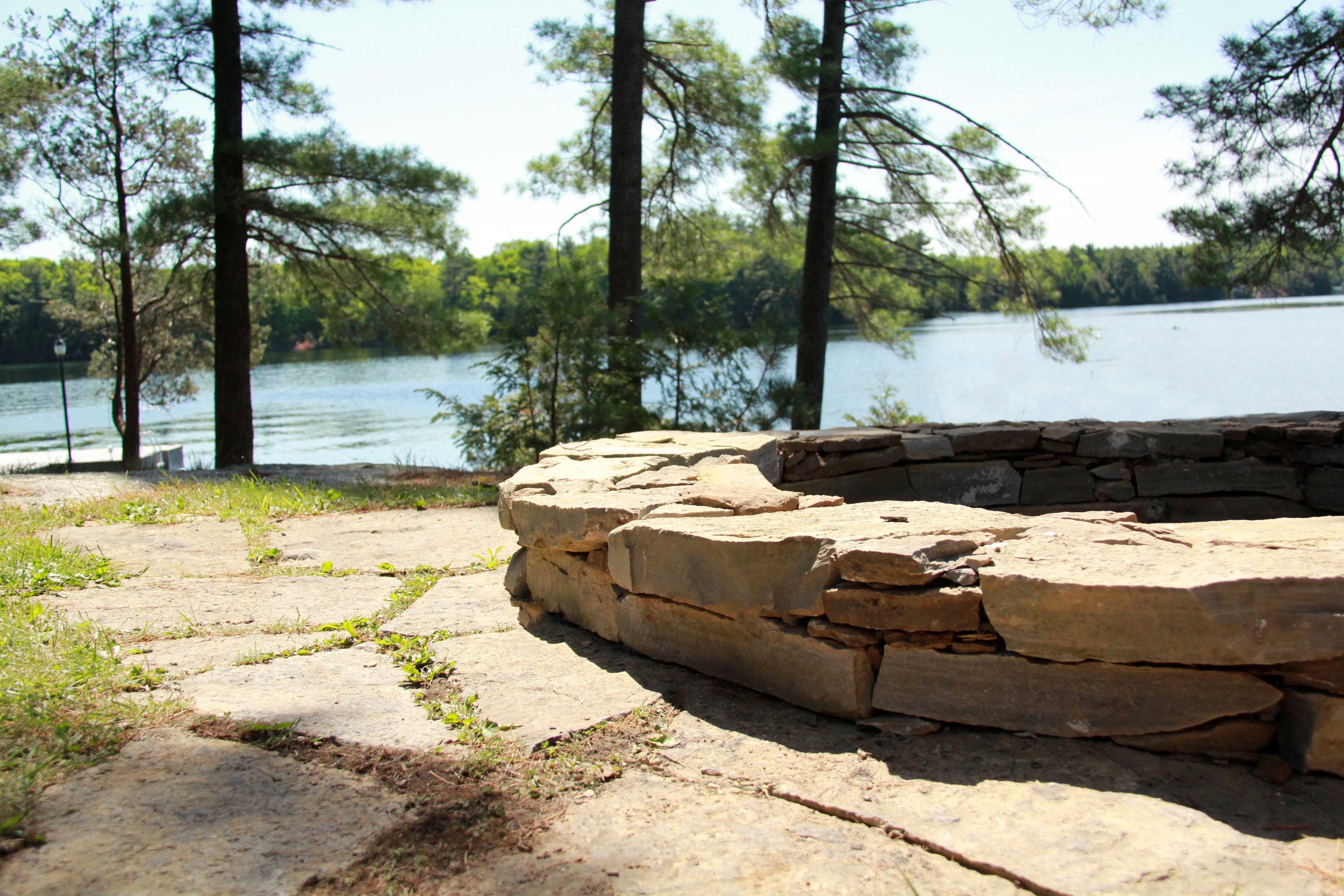 Riverview Design Solutions_Charleston Lake Ontario_Drylaid Stone Fire Pit.jpg