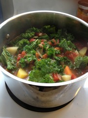 tomato_kale_soup.jpeg