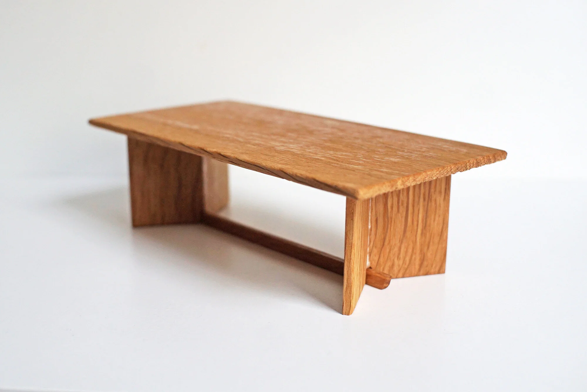Middeltown Community Table model.jpg